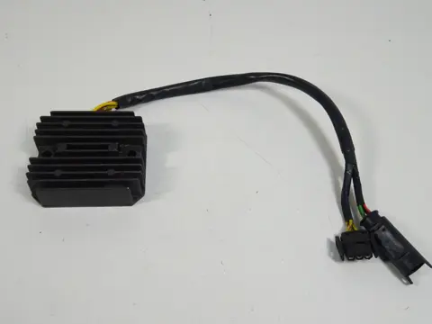 SPANNINGSREGELAAR BMW F 650 CS Scarver 2000 - 2009