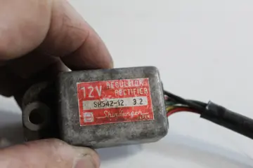 Regulator rectifier  Honda XL 250 1982 - 1983