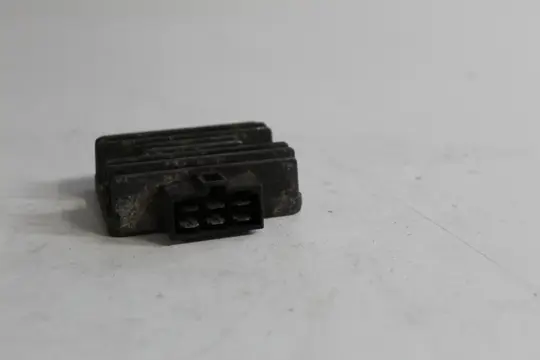 Regulator rectifier  Kawasaki GPZ 305 1970 - 2012