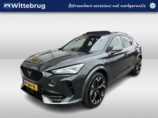 CUPRA Formentor 1.4 e-Hybrid Performance / AUTOMAAT/ TREKHAAK/ PANO/ CAMERA/ PARK. SENSOREN/ DODE HO