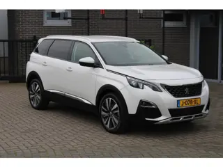 Peugeot 5008 1.2 PureTech Bl. L. Premium Led/Trekhaak/7p/Focal