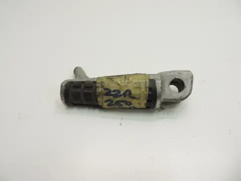VOETSTEUN LINKS Kawasaki ZZR 250 1990 - 1996