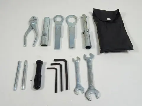GEREEDSCHAPSET Kawasaki ER 6 2005 - 2008