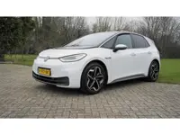 Volkswagen ID.3 First Plus 58 kWh Camera verwarmde stoelen SOH Rapport