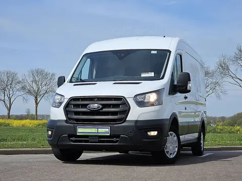 FORD TRANSIT 2.0 l2h2 airco trekhaak