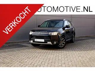 Mitsubishi Outlander 2.0 PHEV Executive Edition 1e eigenaar, Panoramadak, Leren bekleding, Trekhaak,