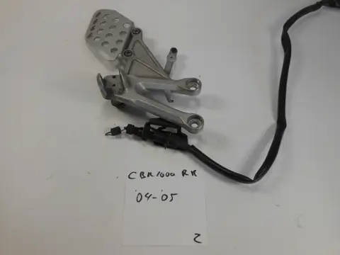 RECHTER SCHETSPLAAT Honda CBR Fireblade 2004 - 2005