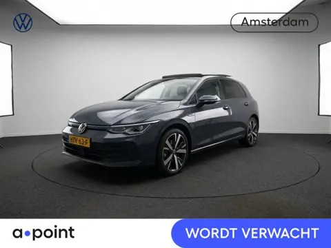 Volkswagen Golf 1.5 eHybrid Life Edition 204 pk Automaat (DSG) | Verlengde garantie | Panoramadak | 