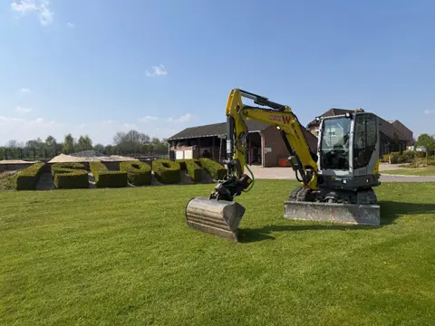 WACKER NEUSON ET58 + Steelwrist X06 S40 (bj 2023)