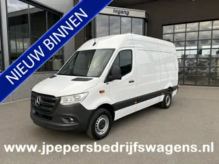Mercedes-Benz Sprinter 317 CDI L2 H2 Automaat / 360 Camera / MBUX / Navigatie / Cruise control / Air