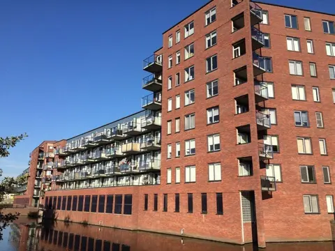 Woning aan de Sint Janskruidlaan te Amstelveen