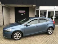 Volvo V40 1.6 D2 Momentum / CAMERA / APK MEI 2026 / EXPORT / ALU VELGEN