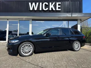 BMW 5-serie Touring 530e xDrive ACC HUD 360 camera Laser 1 Jaar Garantie !