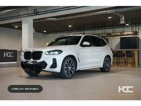 BMW X3 xDrive30e High Ex. | M Sport | Trekhaak | Stoelventilatie | Pano | Facelift