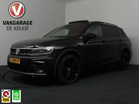 Volkswagen Tiguan Allspace 1.5 TSI Highline Business R 7p. | Panoramadak! | Trekhaak! | Camera! | AC