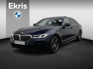 BMW 5 Serie Sedan 530e High Executive | M Sportpakket | Parking Pack| Stuurwielrand Verwarmd | Schui