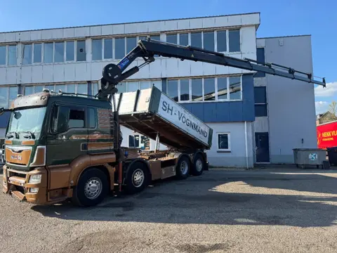 MAN TGS 35.480 8X2 KIPPER + HMF 3220-K6 REMOTE CONTROL