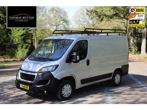 Peugeot Boxer 330 2.0 BlueHDI L1H1 Premium Pack 2018 | Airco | Navigatie | Trekhaak | Cruise Control