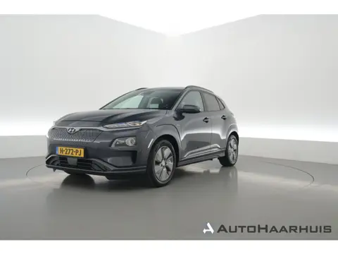 Hyundai KONA EV Premium 64 kWh | SOH 96,3% | Stoelverw./vent. | Afn. Trekhaak | Krell Audio | Camera