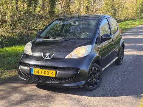 Peugeot 107 1.0-12V XS | Toerenteller + Airco + 5 Deurs Nu € 1.750,- !!!