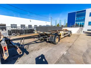 AJK CONTAINER AANHANGWAGEN (bj 2011)