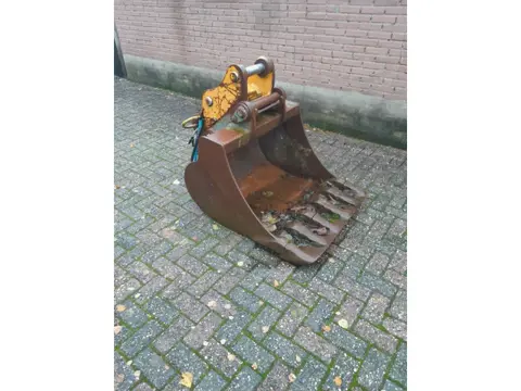 Liebherr A 308 Grondbak met snelwissel en pennen