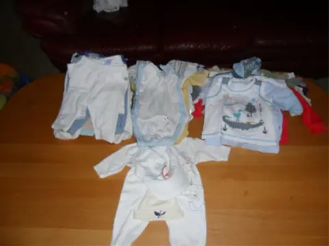 Pakket jongenskleding maat 50/56