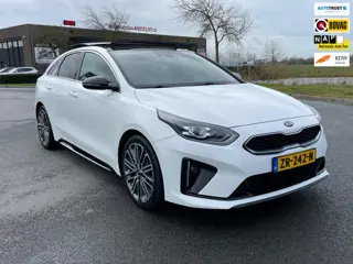 Kia ProCeed 1.4 T-GDI GT-PlusLine, Aut, Acc, Schuifdak, Stoel-/stuurverw, Cam, Led, Keyless, Geen im