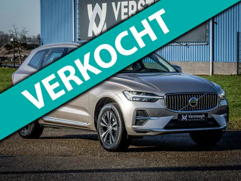 Volvo XC60 2.0 T6 Plug-in hybrid AWD Essential Edition Bright