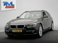 BMW 3-serie Touring 318i Edition Luxury Line Automaat Trekhaak Leder Camera Navigatie