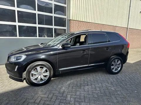 Volvo XC60 D5 AWD Aut.Grijs Kenteken/Van Airco,Cruise,Navi,Pdc,Schuifdak,Leder,Enz