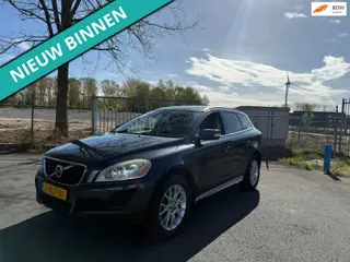 Volvo XC60 2.0 D3 Summum RIJDT EN SCHAKELT TOP
