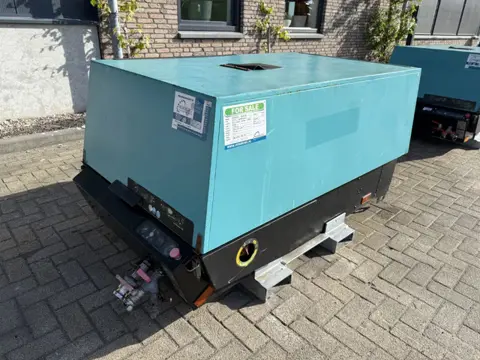 Kaeser M43 Kubota 4.2 m3 / min 30 kW 7 Bar Silent Diesel Compressor