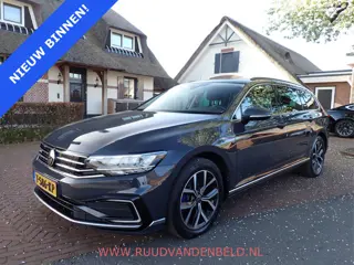 Volkswagen Passat Variant 1.4 TSI PHEV GTE Business / STUUR+STOELVERWARMING / ACC / CARPLAY / CAMERA