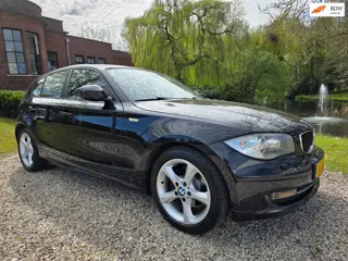 BMW 1-serie 118i High Executive AUTOMAAT/airco/XENON/cruise