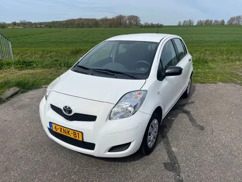 Toyota Yaris 1.0 VVTi Acces