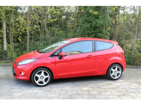 Ford Fiesta 1.6 TDCi ECOnetic Lease Trend APK nieuw!