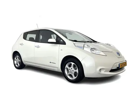 Nissan Leaf Acenta 30 kWh (INCL-BTW) *HEATPUMP | NAVI-FULLMAP | MICROFIBRE | DAB | CAMERA | DIGI-COC