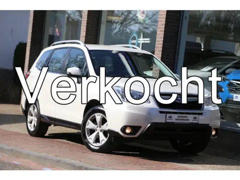 Subaru Forester 2.0 AWD Luxury Automaat Leer Navi Carplay Camera