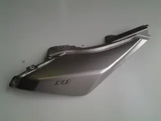 RECHTER ZIJKUIP Aprilia Shiver 750 2008 - 2010