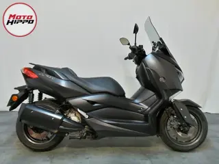 Yamaha XMAX 300 (bj 2020)