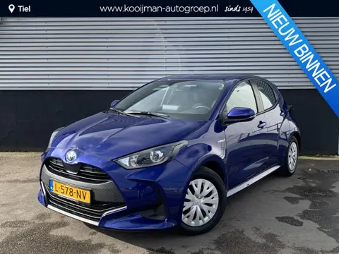 Toyota Yaris 1.5 Hybrid Active Navigatie, nieuw geleverd, Carplay, Achteruitrijcamera, Adaptieve cru