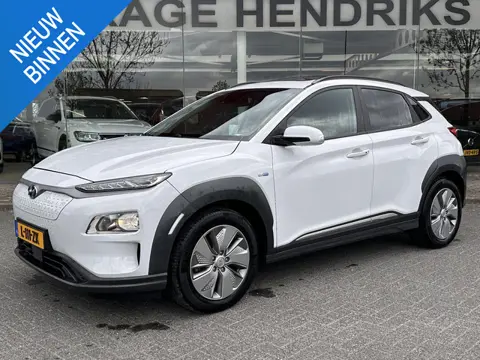 Hyundai Kona EV Fashion Sky 64 kWh | SOH: 96,8% | Sky PANO Dak | HUD | Dodehoek Detectie | LED