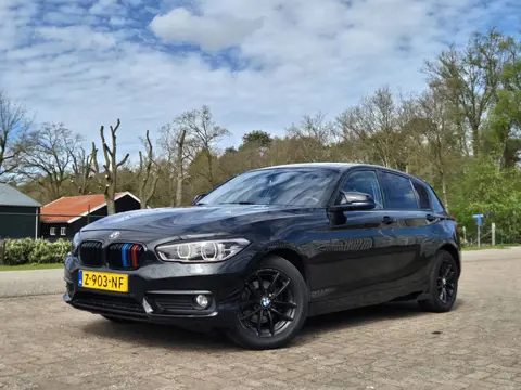 BMW 1-serie 116d Sport (bj 2016)