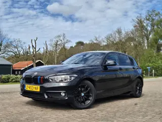 BMW 1-serie 116d Sport (bj 2016)