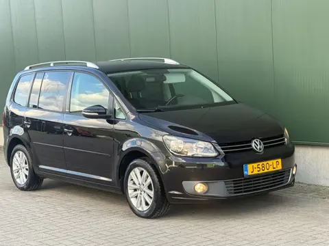 Volkswagen Touran 1.2 TSI Easyline | Weinig KM | Nieuwe APK