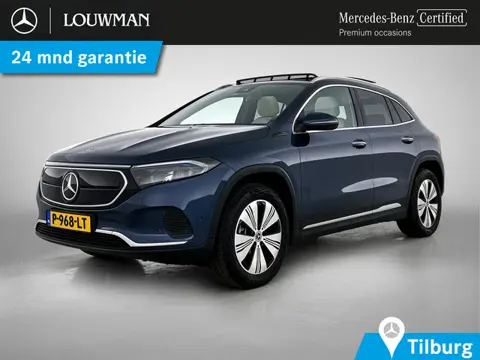 Mercedes-Benz EQA 250 Business Solution Luxury 67 kWh Panoramadak | Lichtmetalen velgen | donkerglas