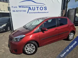 Toyota Yaris 1.3 VVT-i Aspiration automaat (bj 2012)