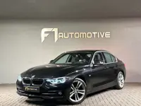 BMW 3-serie 320i High Executive Volleder|NL Auto|Sfeerverlichting