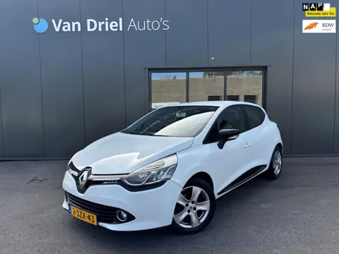 Renault Clio TCe 90 Expression / Navigatie / Airco / Parkeersensoren achter!